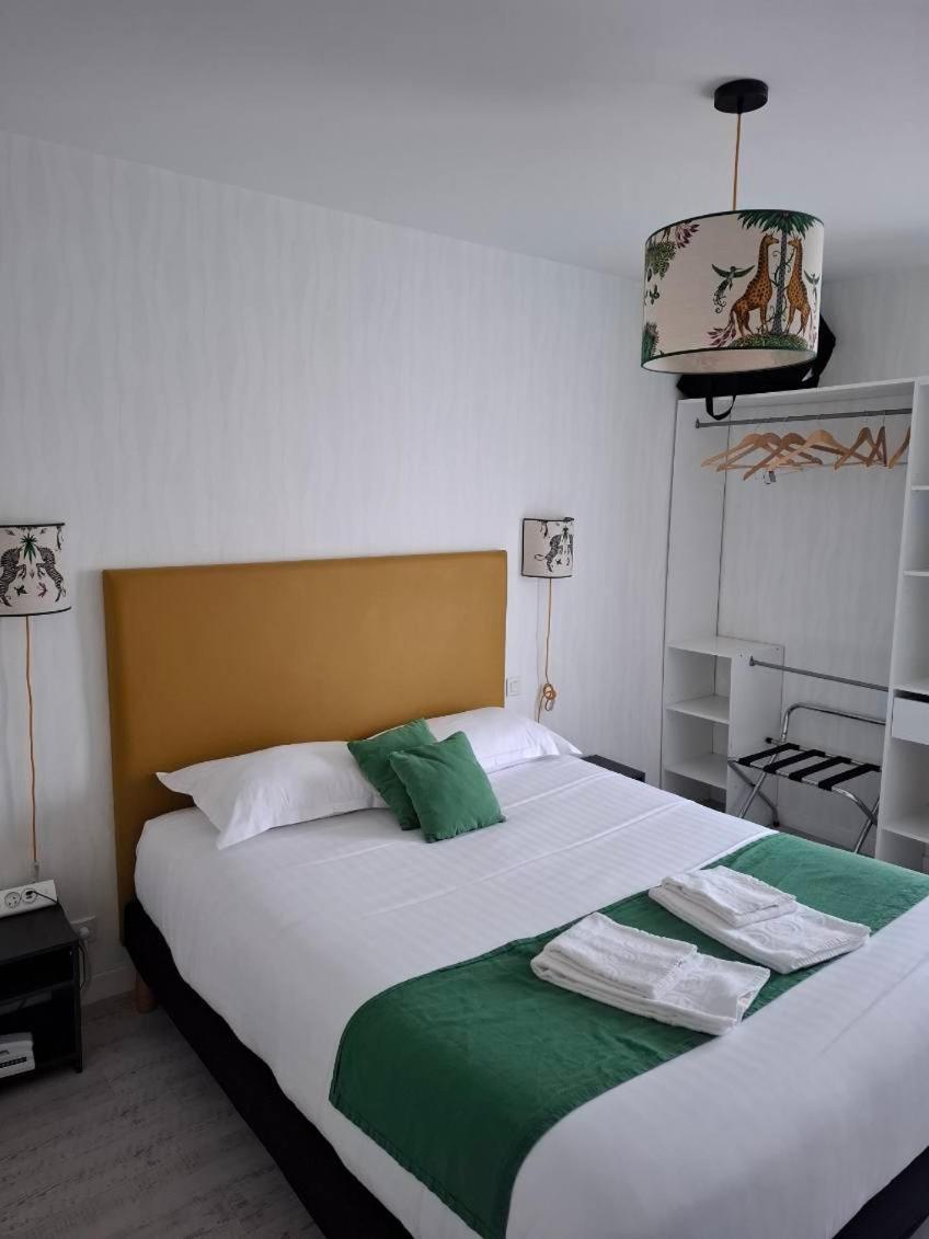 Le Crist'Al, Hotel Familial, Climatise, En Front De Mer Saint-Georges-de-Didonne Zimmer foto